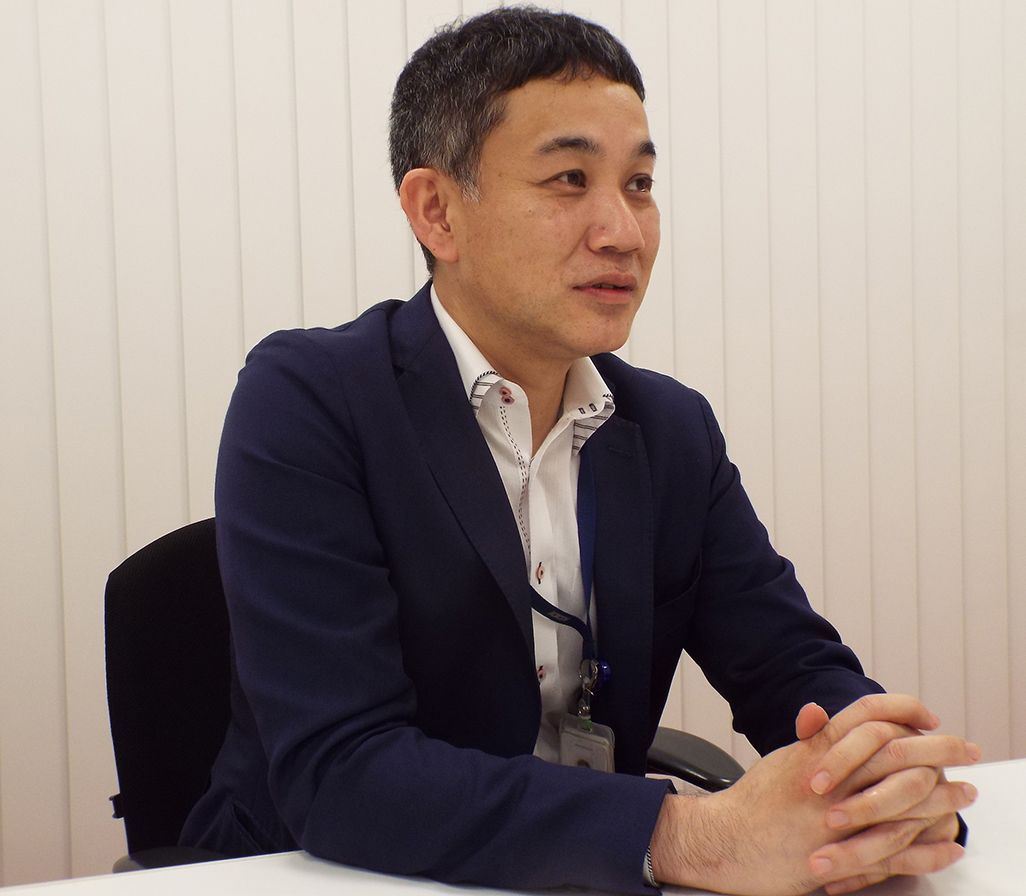 KDDI エリア品質管理部の西村朋浩