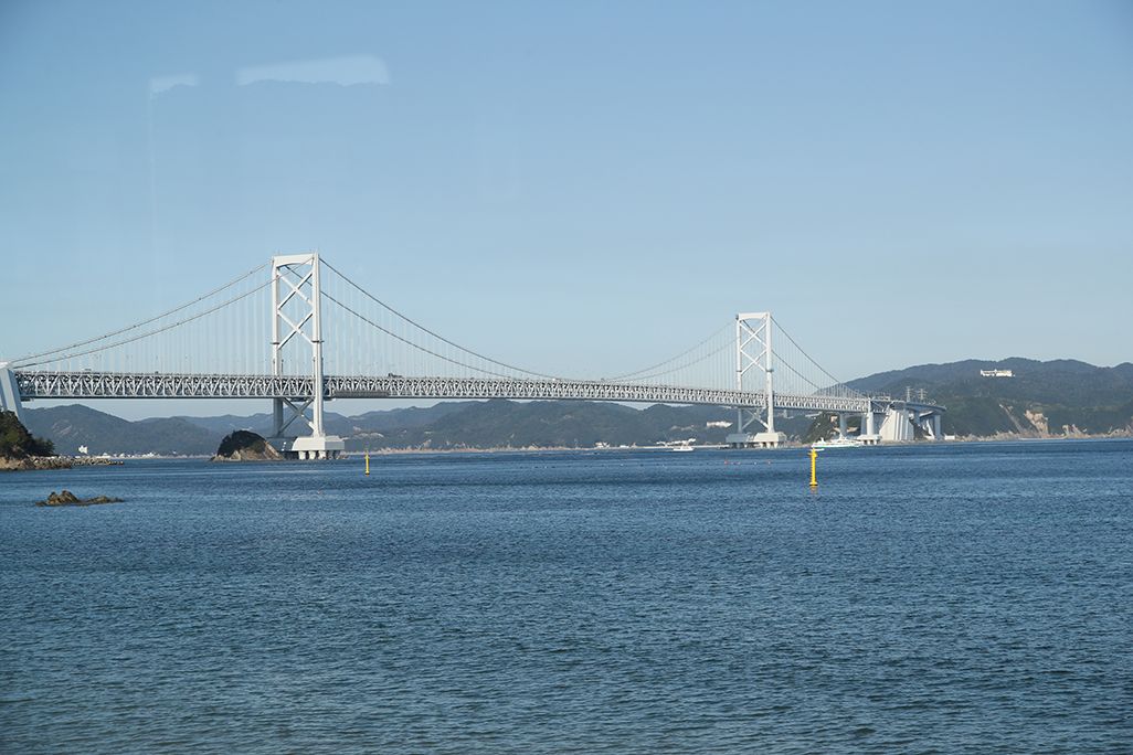 大鳴門橋