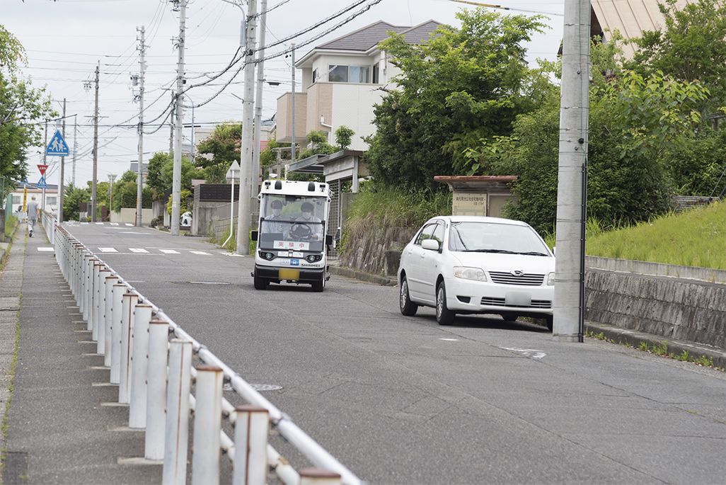 自動運転車ゆっくりカート