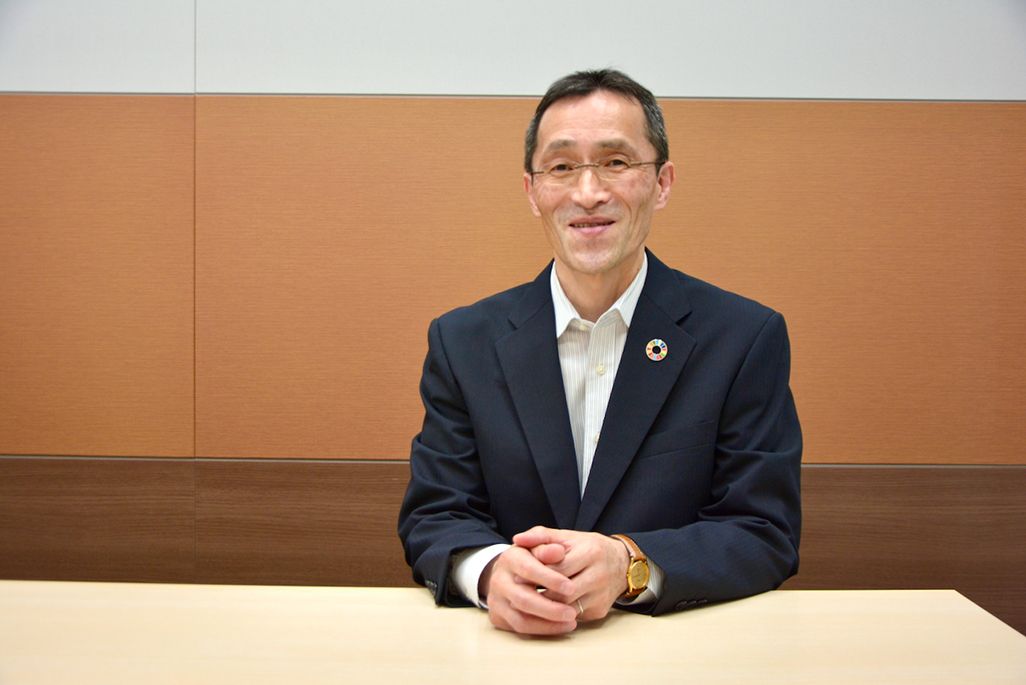 KDDI財団 国際協力部 中山善博