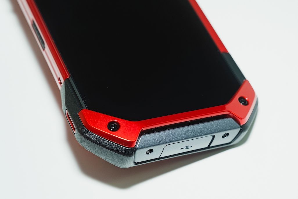 au TORQUE 5G