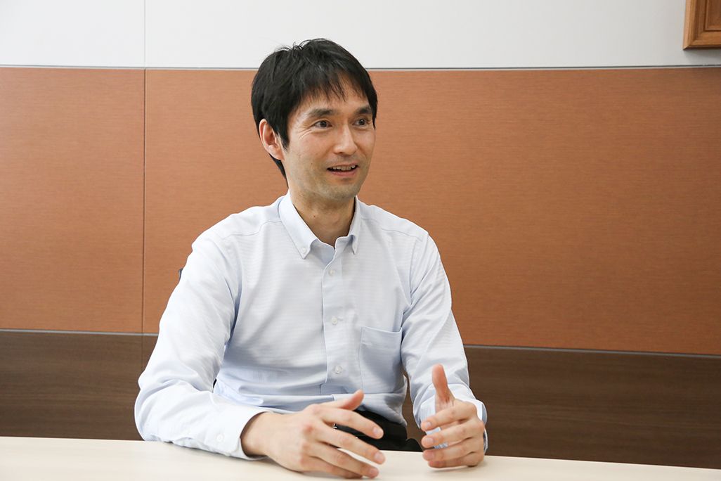 KDDI総合研究所・光部門 吉兼 昇