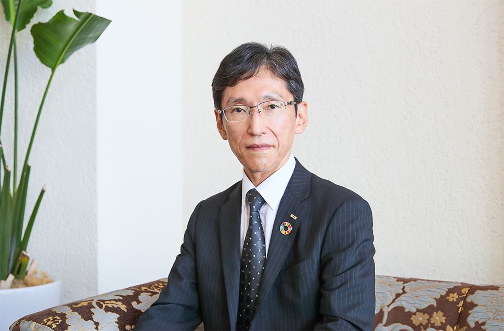 KDDI 経営戦略本部 副本部長 宇佐見典正