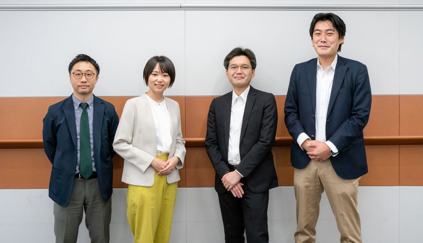 KDDIでカーボンニュートラルに取り組む担当者
