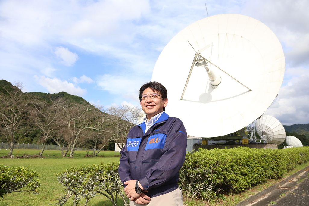 KDDI グローバル技術・運用本部 高橋徳雄