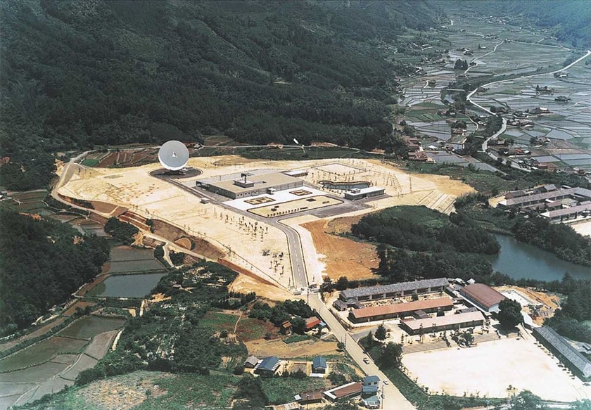 開所当時のKDD山口衛星通信所