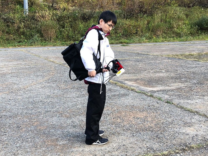 ヘリコプターに積み込まれる基地局のシステム