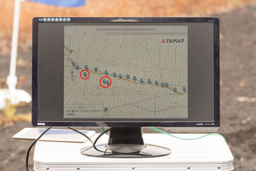 YAMAPの登山者の足跡を表したディスプレイ