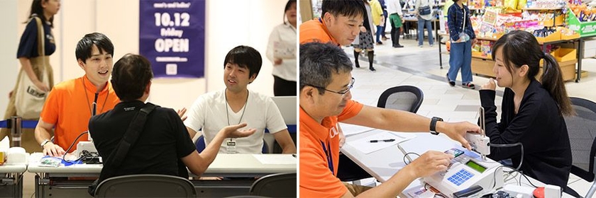 「おもいでケータイ再起動」でお客様に全力で接客するスタッフたち